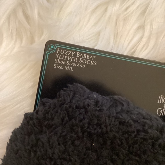 DISNEY The Nightmare Before Christmas fuzzy Babba slipper socks M/L - Picture 3 of 12
